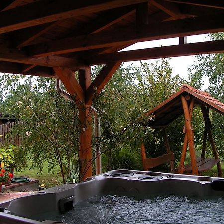 Gerendas Vendeghaz Otel Egerszalók Oda fotoğraf
